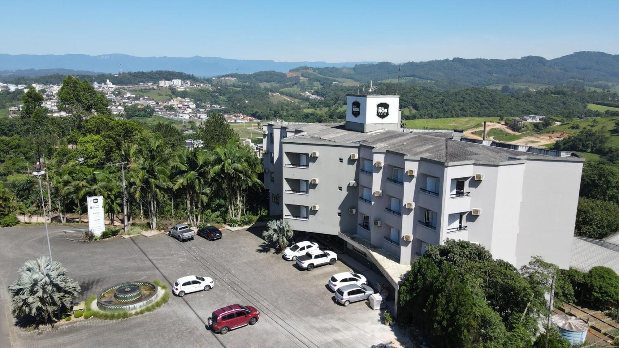 Real Nob Hotel 오를레앙스 외부 사진