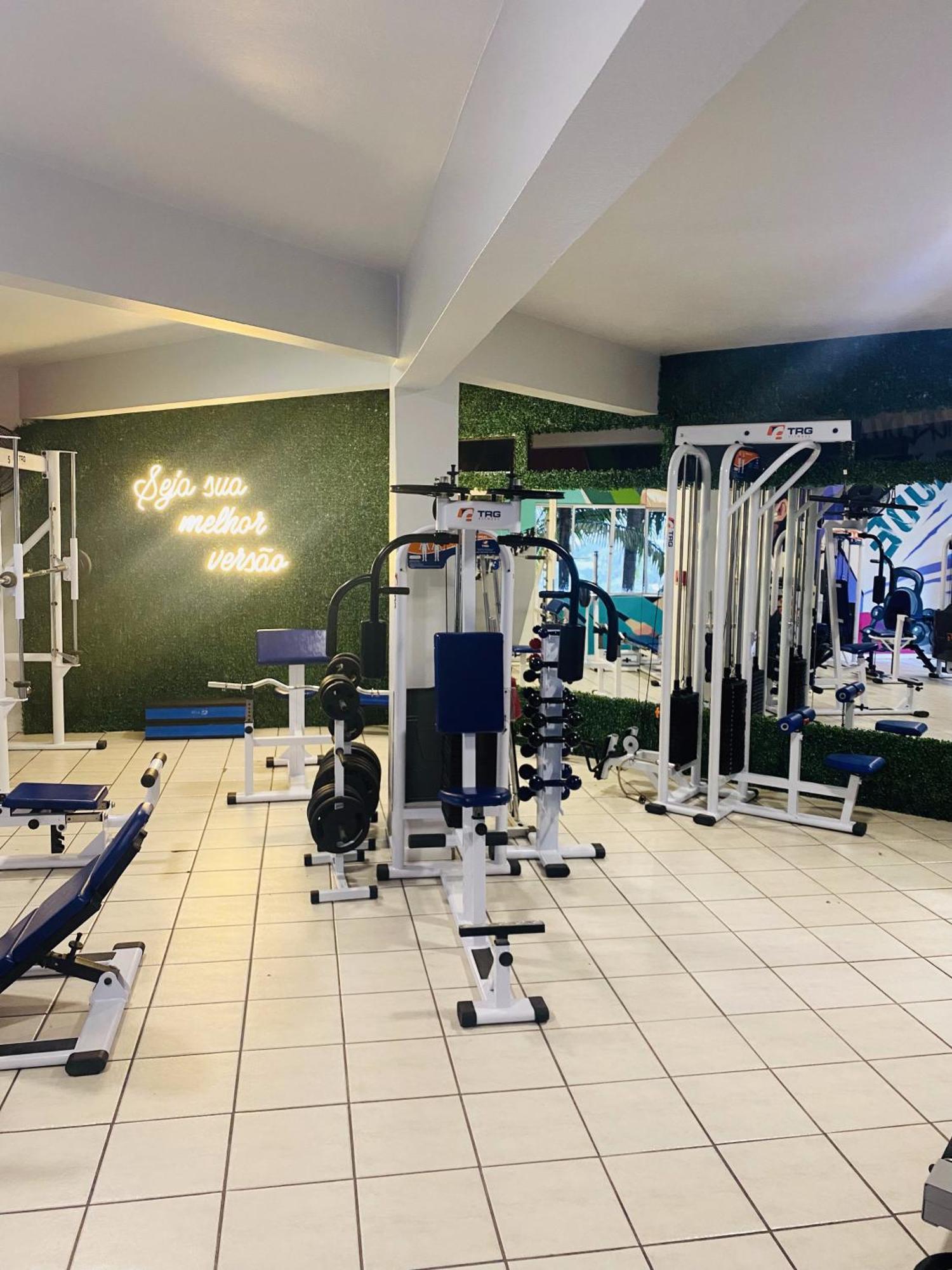Real Nob Hotel 오를레앙스 외부 사진