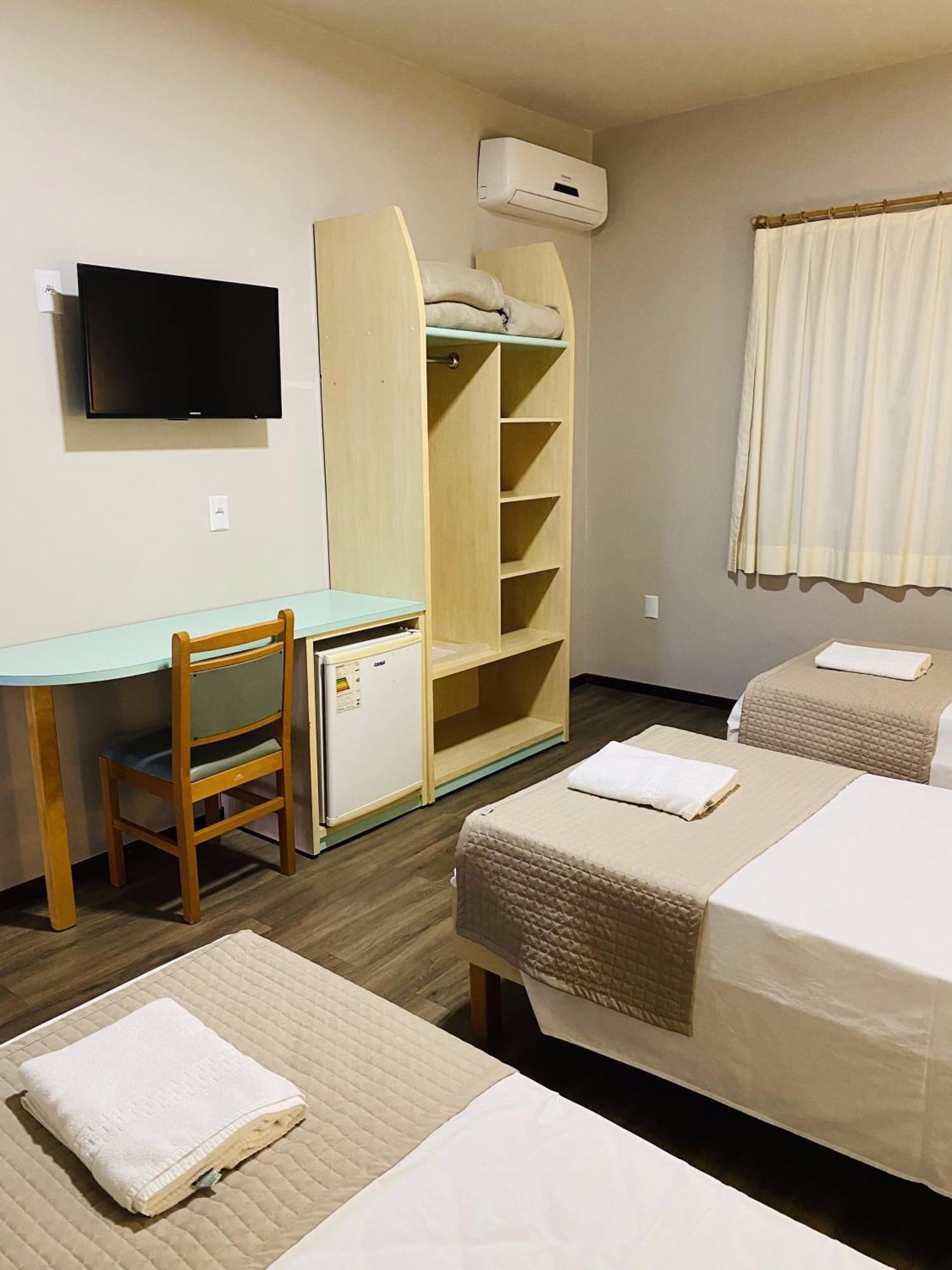 Real Nob Hotel 오를레앙스 외부 사진