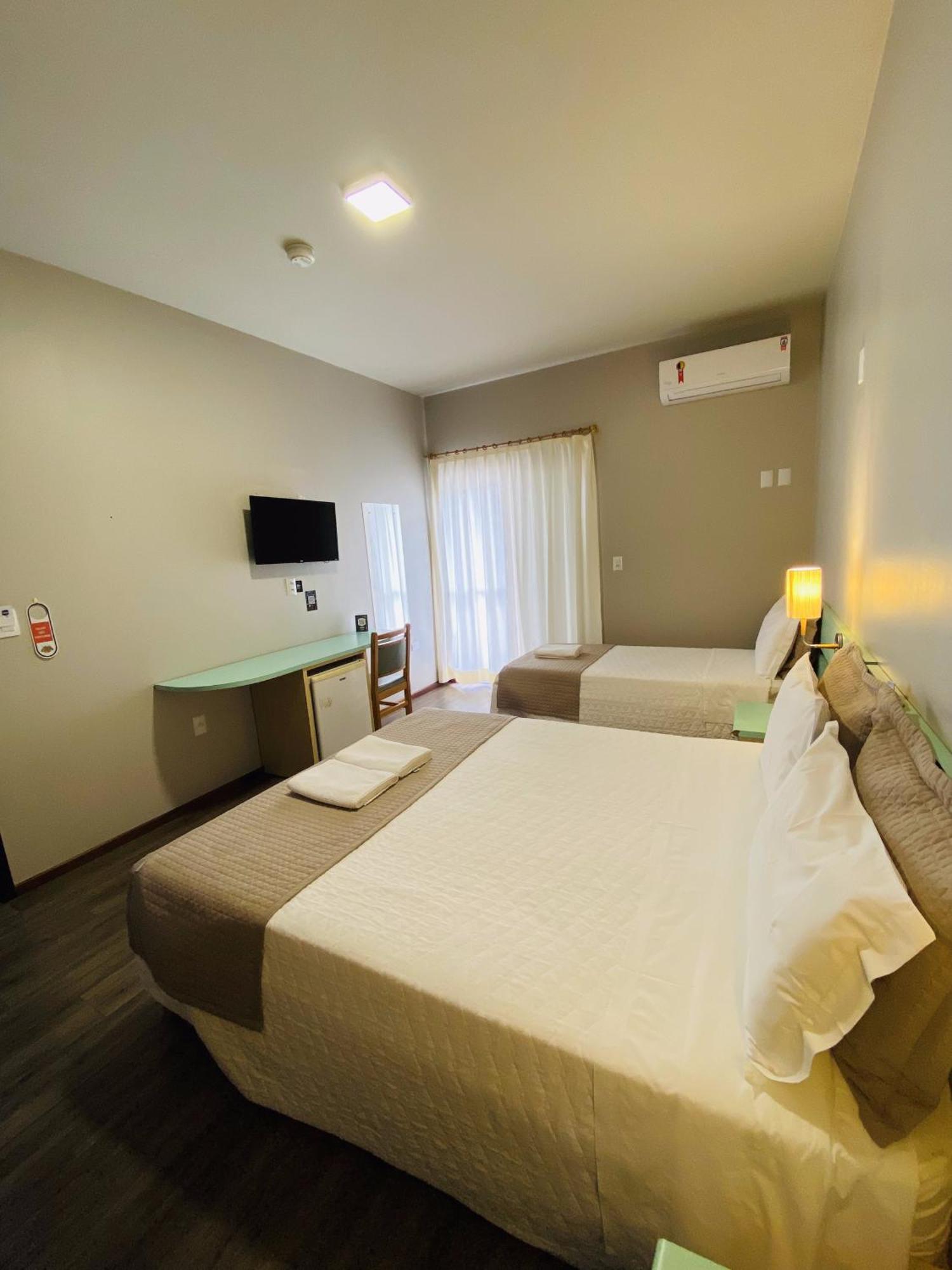 Real Nob Hotel 오를레앙스 외부 사진