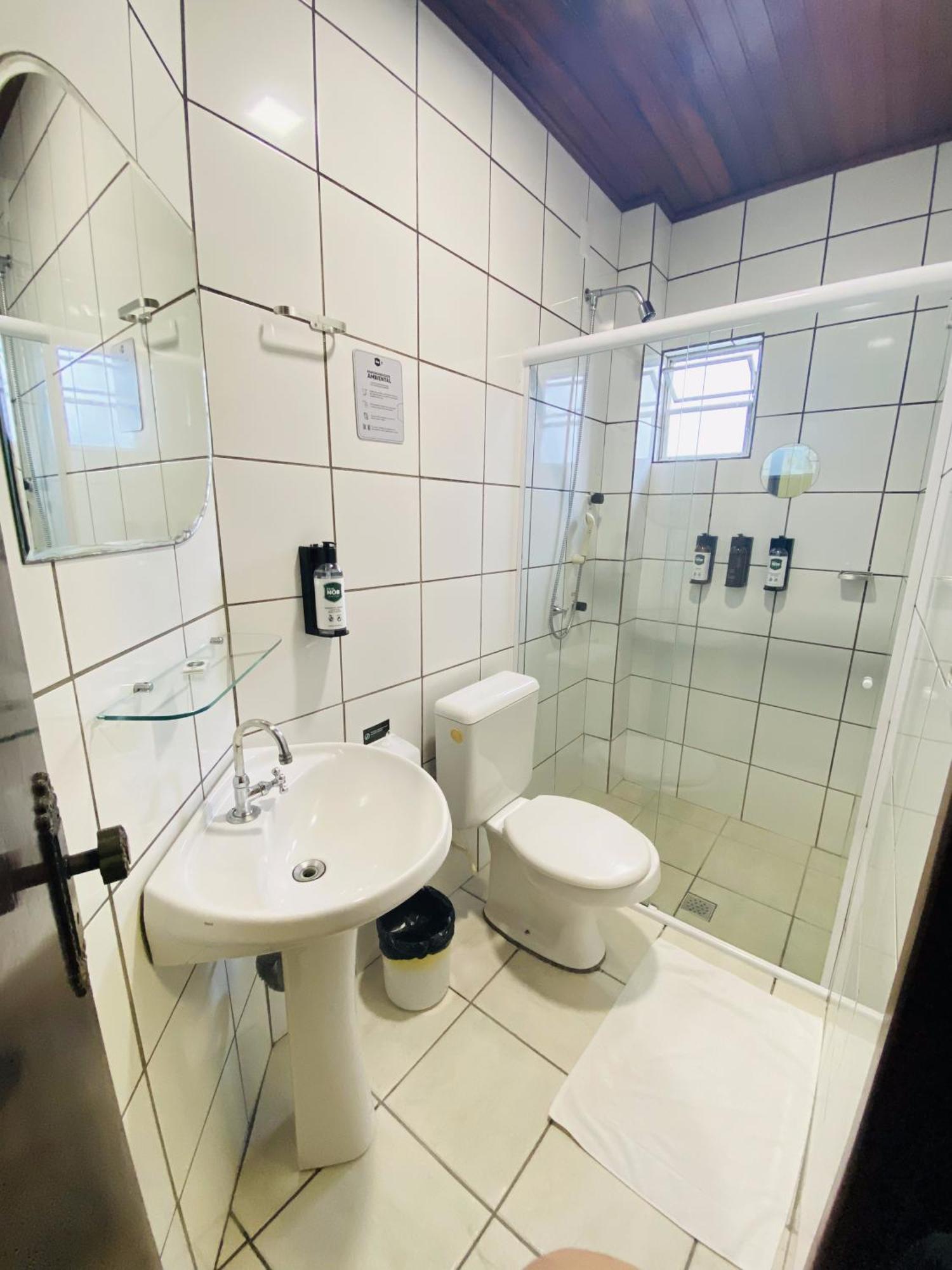 Real Nob Hotel 오를레앙스 외부 사진
