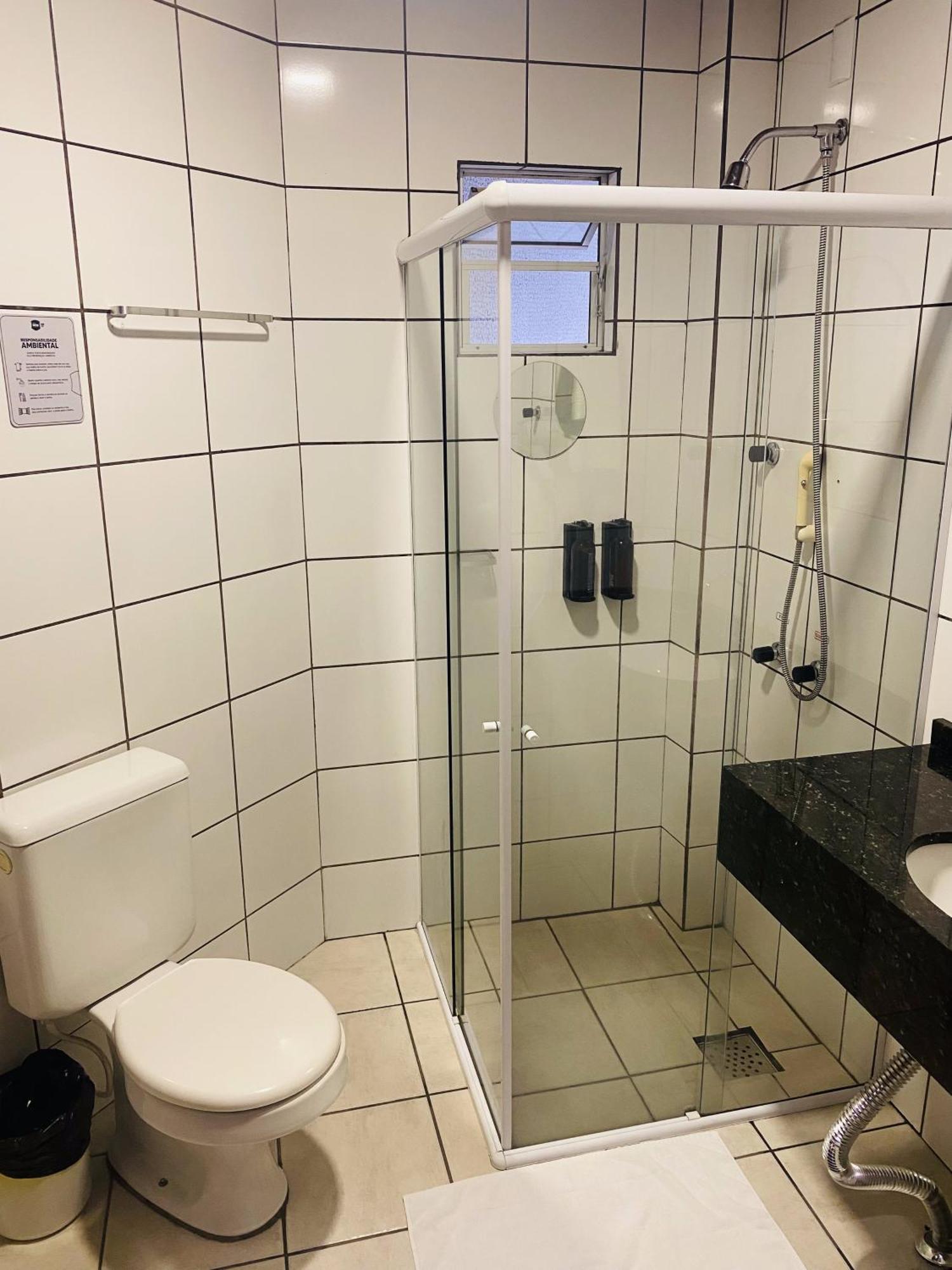Real Nob Hotel 오를레앙스 외부 사진